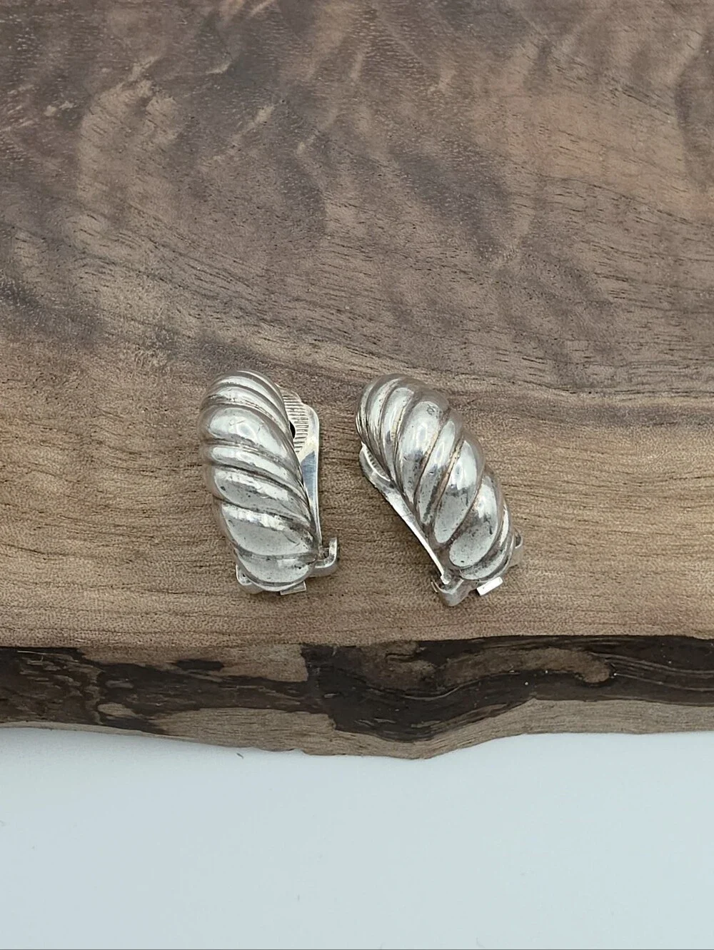 Vintage 80s Christian Dior 925 Sterling Silver Shell Shrimp Clip-On Earrings